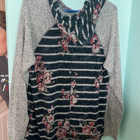 Super soft stripe floral sweater with lace. Never worn!! - Picture 2 of 2
